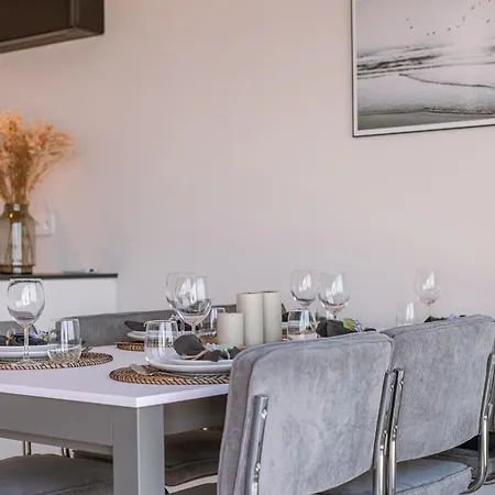 Beautiful Luxury On Amazing Location With Sea View - T17 Appartement Oostende