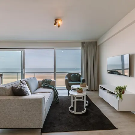 Beautiful Luxury On Amazing Location With Sea View - T17 * Oostende